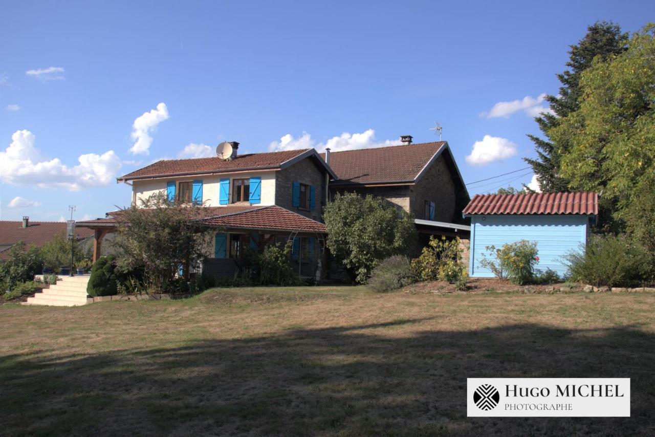 Les Volets Bleus Villa La Chapelle-aux-Bois Екстериор снимка